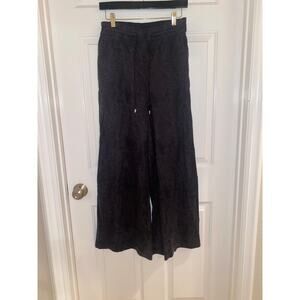 Travis Mathew Two Night Stay  Wide Leg Woven  Pants  Black Palm Size Medium